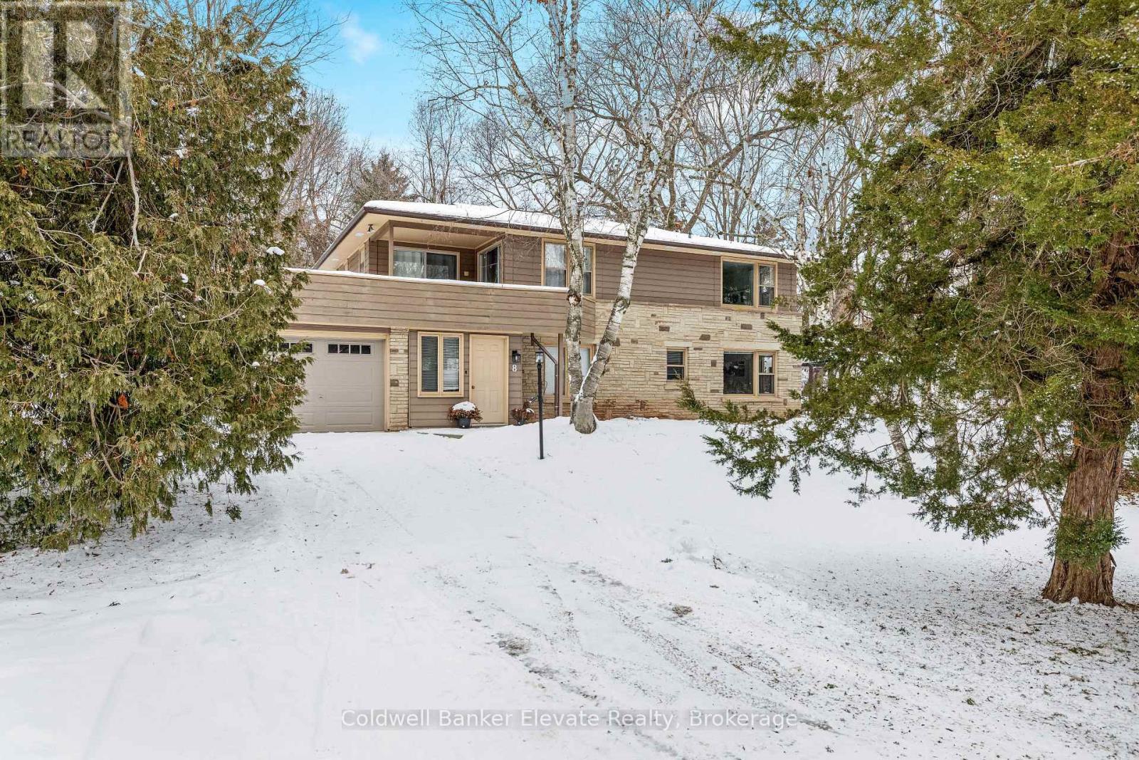 8 ANN STREET, Halton Hills, Ontario