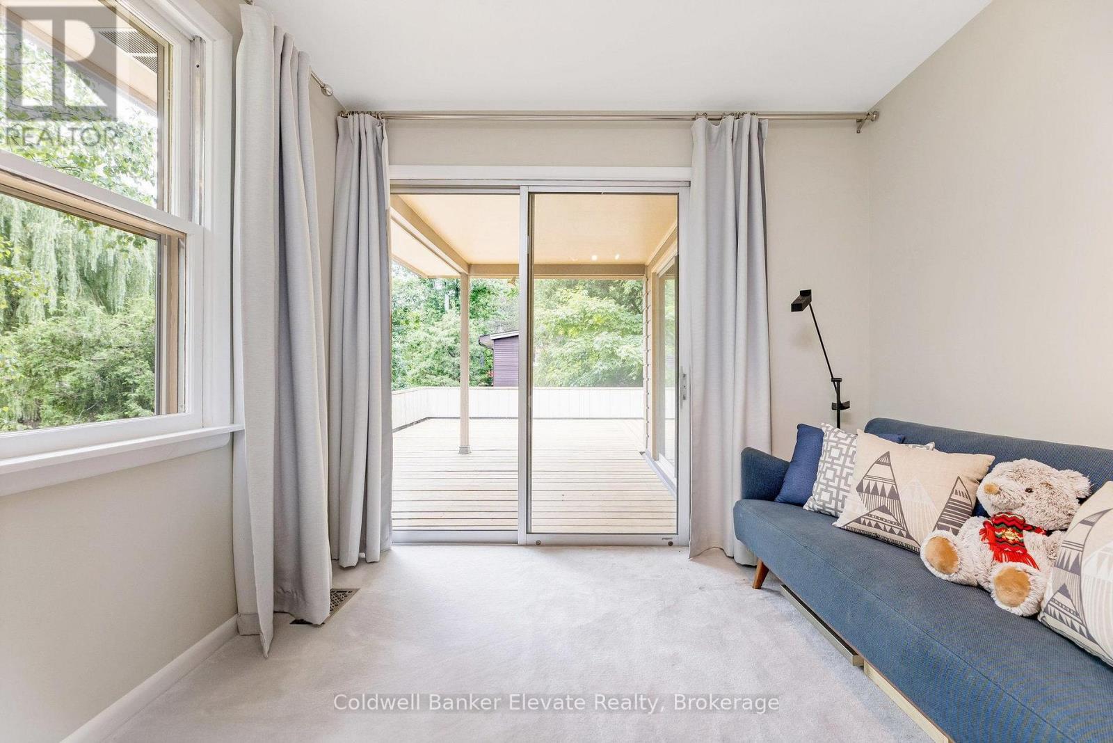 8 Ann Street, Halton Hills, Ontario  L7G 2V2 - Photo 28 - W12593910