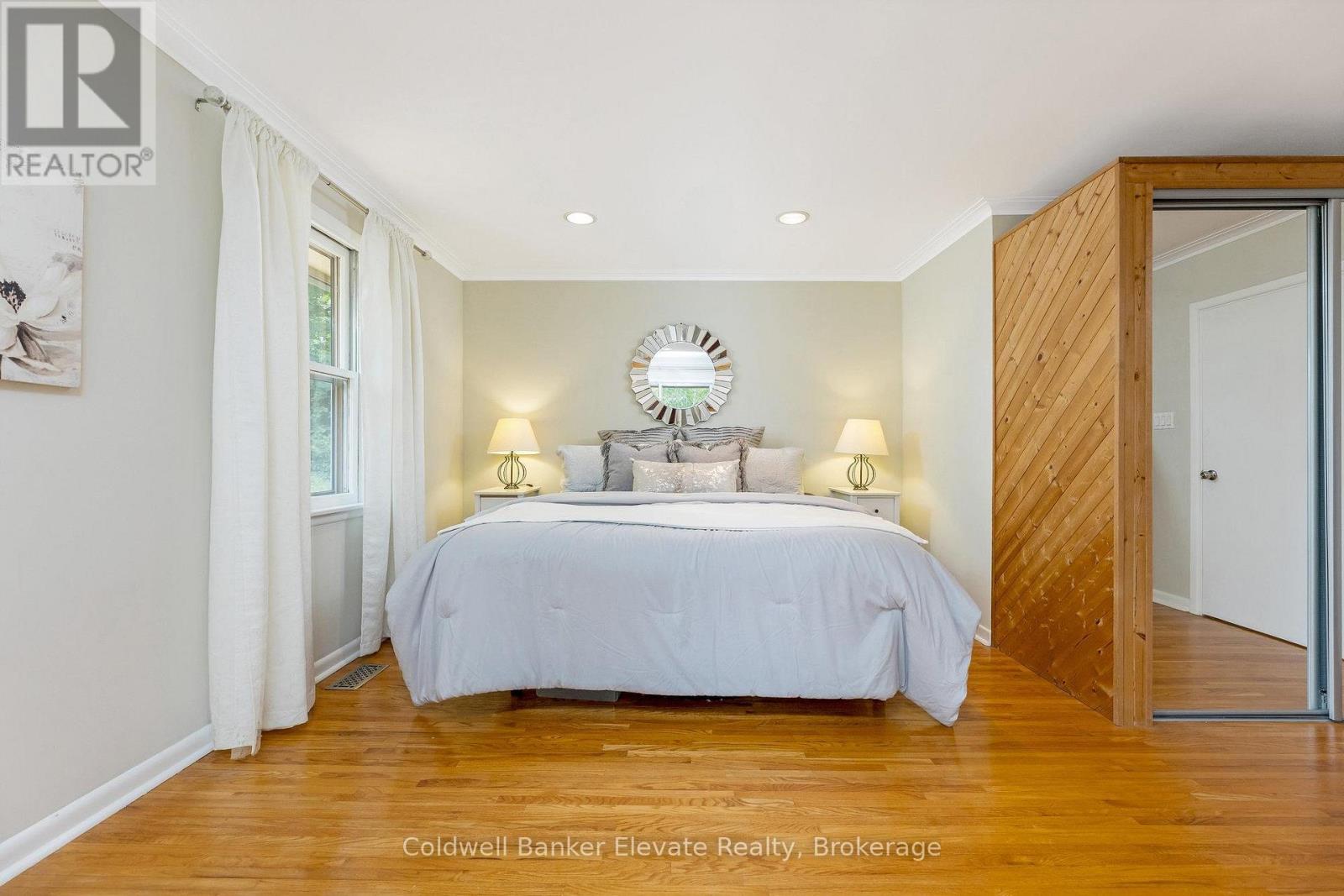 8 Ann Street, Halton Hills, Ontario  L7G 2V2 - Photo 25 - W12593910