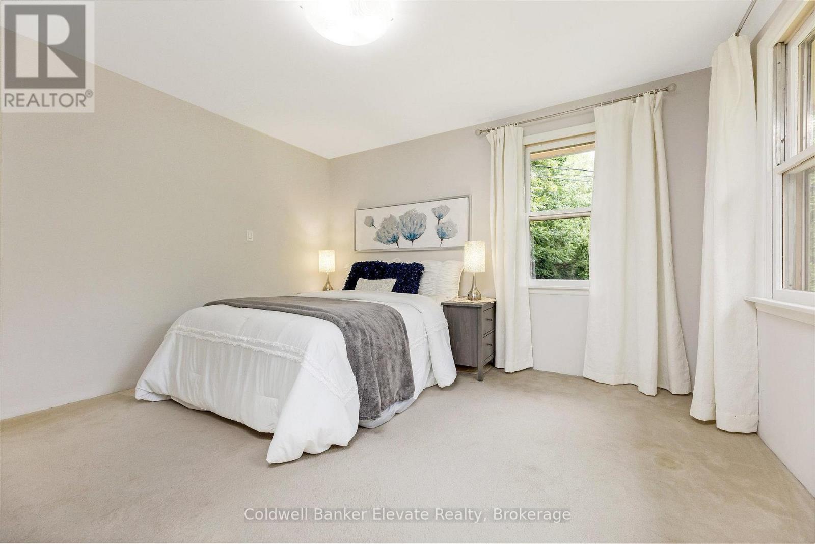 8 Ann Street, Halton Hills, Ontario  L7G 2V2 - Photo 36 - W12593910