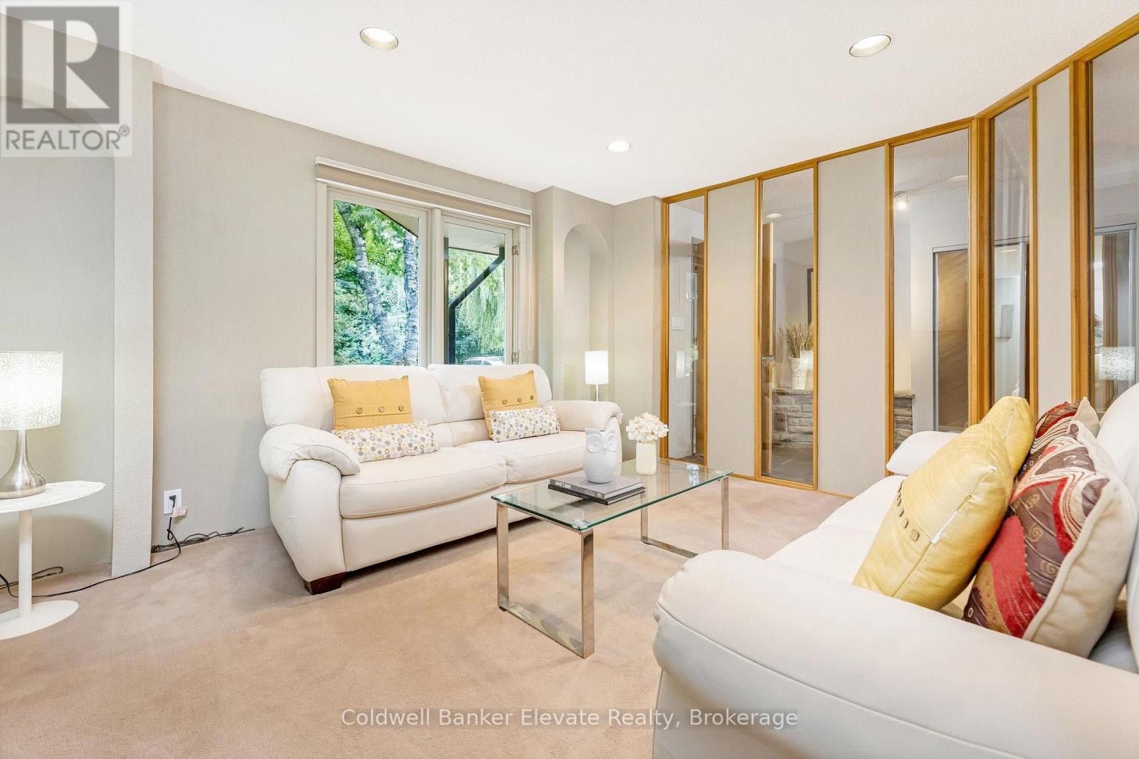 8 Ann Street, Halton Hills, Ontario  L7G 2V2 - Photo 15 - W12593910