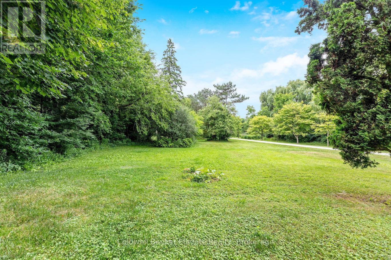 8 Ann Street, Halton Hills, Ontario  L7G 2V2 - Photo 40 - W12593910