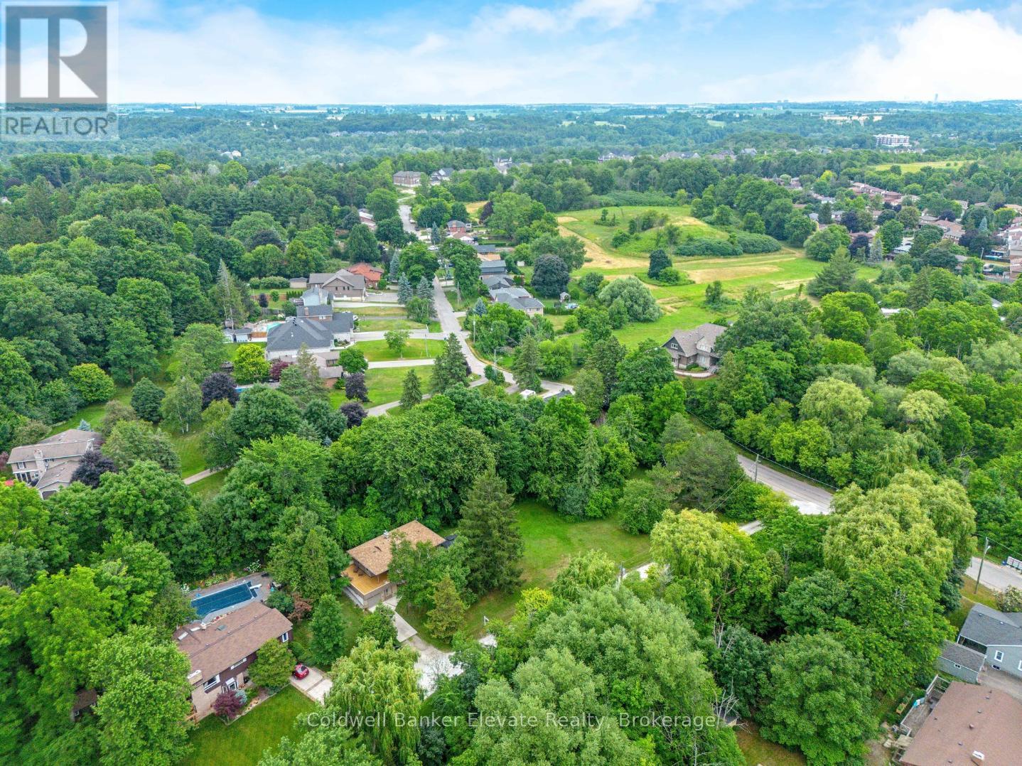 8 Ann Street, Halton Hills, Ontario  L7G 2V2 - Photo 44 - W12593910