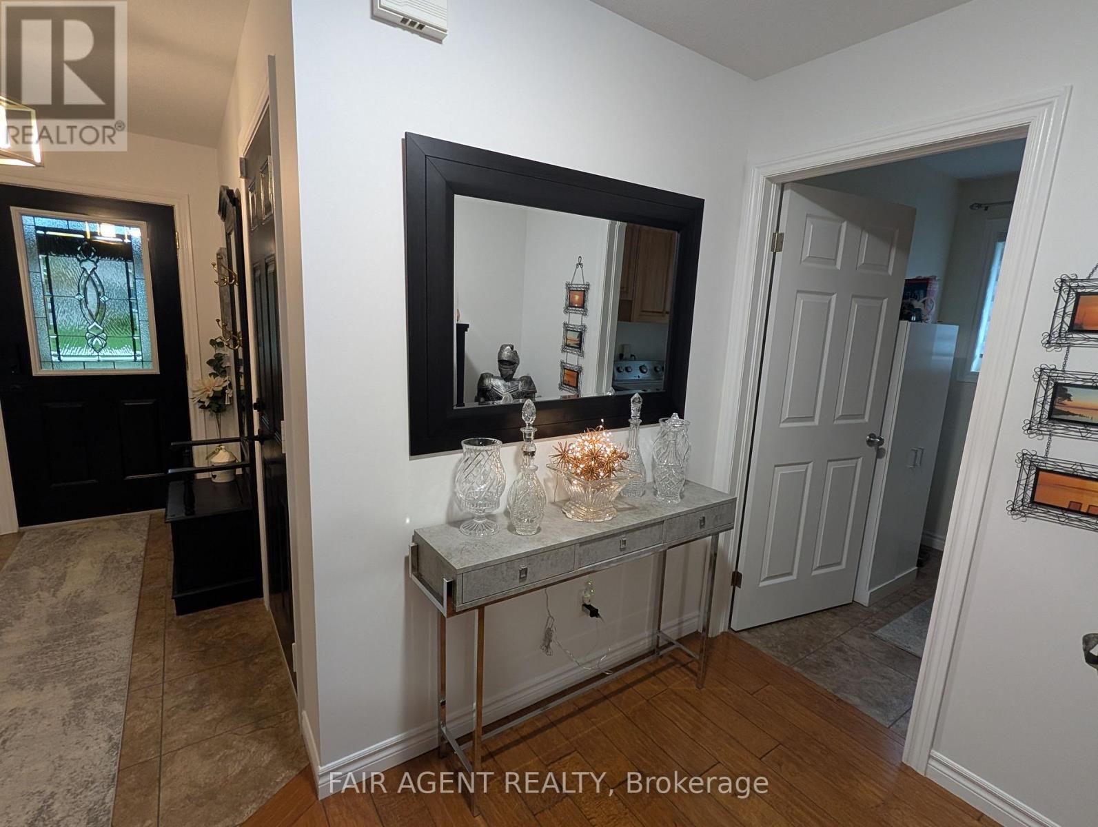 110 Milton Seiler Crescent, Minto, Ontario  N0G 2P0 - Photo 4 - X12388716