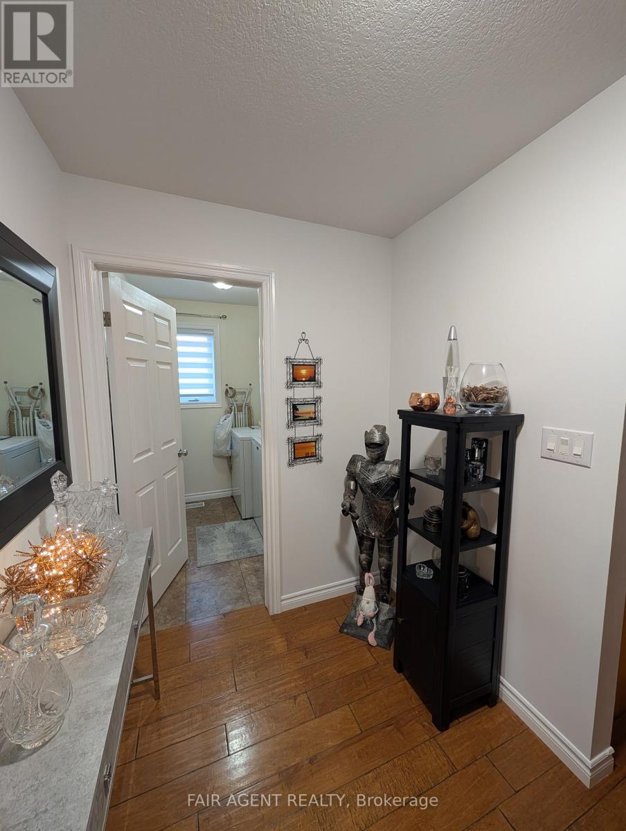 110 Milton Seiler Crescent, Minto, Ontario  N0G 2P0 - Photo 5 - X12388716