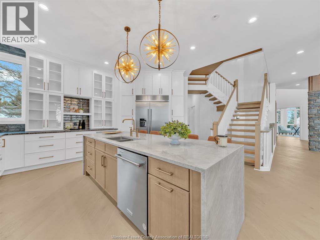 720 Old Tecumseh Road East, Lakeshore, Ontario  N0R 1A0 - Photo 17 - 25031843