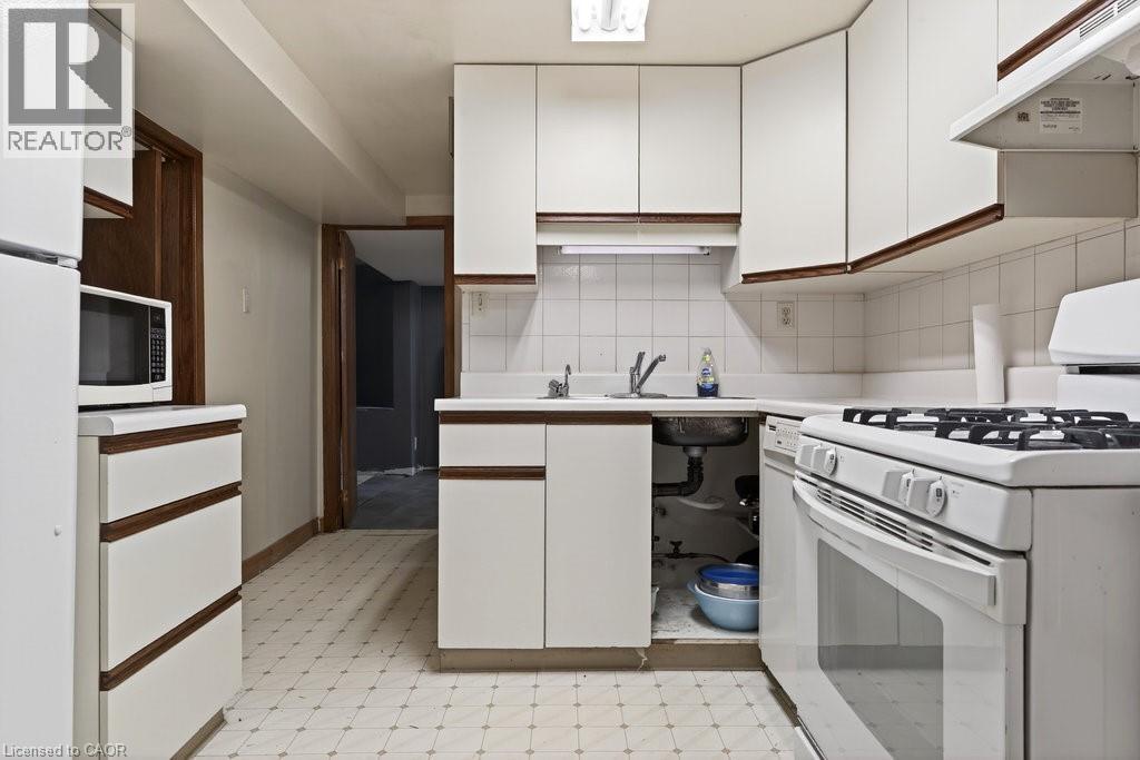 178 Marcella Crescent, Hamilton, Ontario  L8K 6G3 - Photo 38 - 40793339