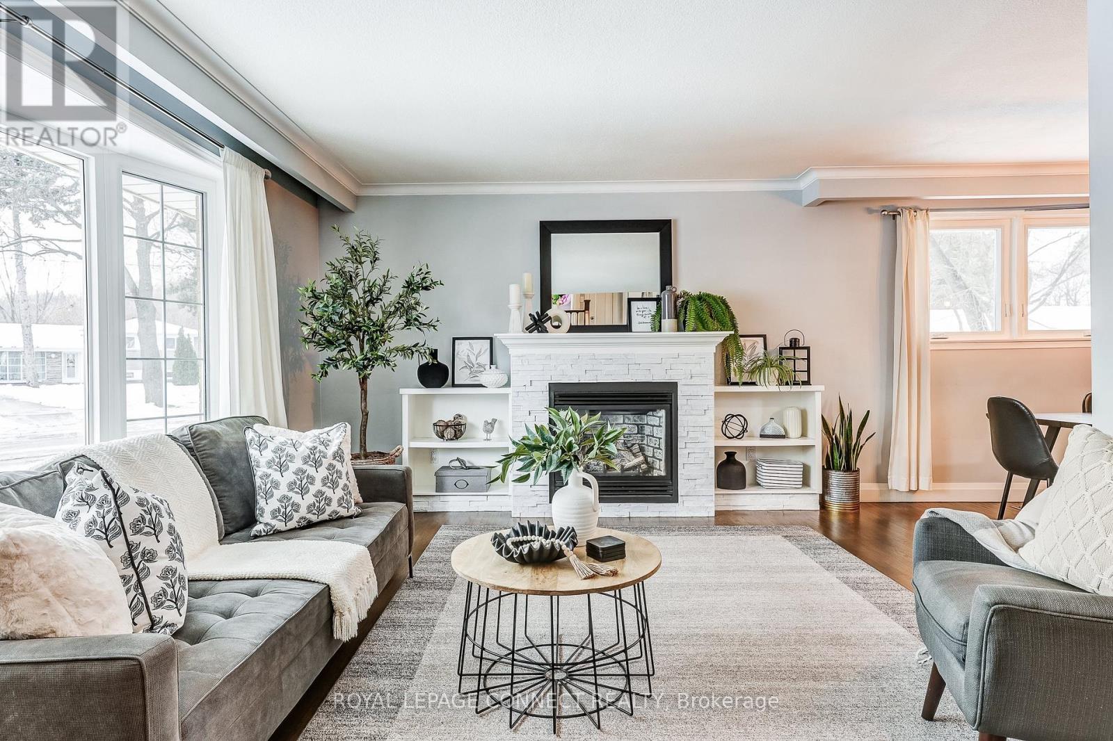 25 Rowatson Road, Toronto (Guildwood), Ontario  M1E 1K2 - Photo 2 - E12640792