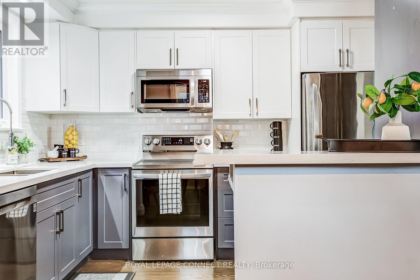 25 Rowatson Road, Toronto (Guildwood), Ontario  M1E 1K2 - Photo 8 - E12640792