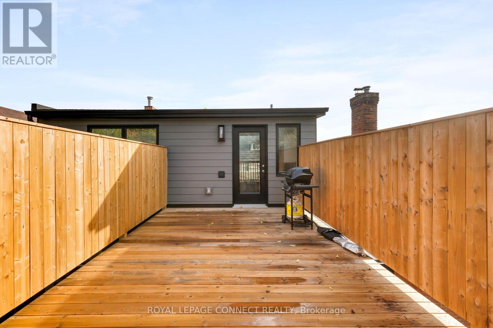 16 Rosemount Avenue, Toronto, Ontario  M6H 2M1 - Photo 41 - C12523794