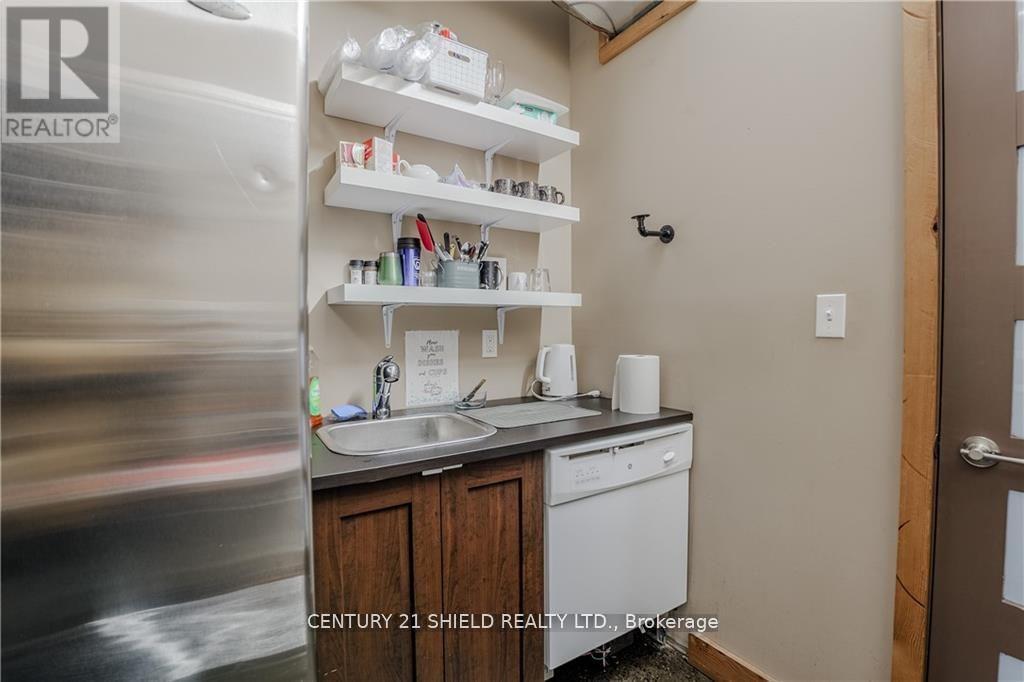 109 - 703 Cotton Mill Street, Cornwall, Ontario  K6H 0E7 - Photo 10 - X12640948