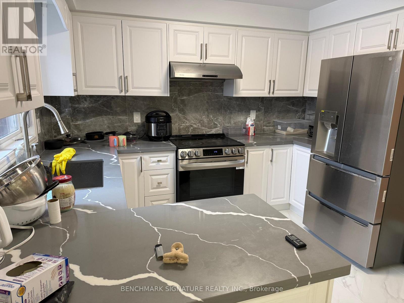 637 South Unionville Avenue, Markham (Village Green-South Unionville), Ontario  L3R 4W6 - Photo 3 - N12640812