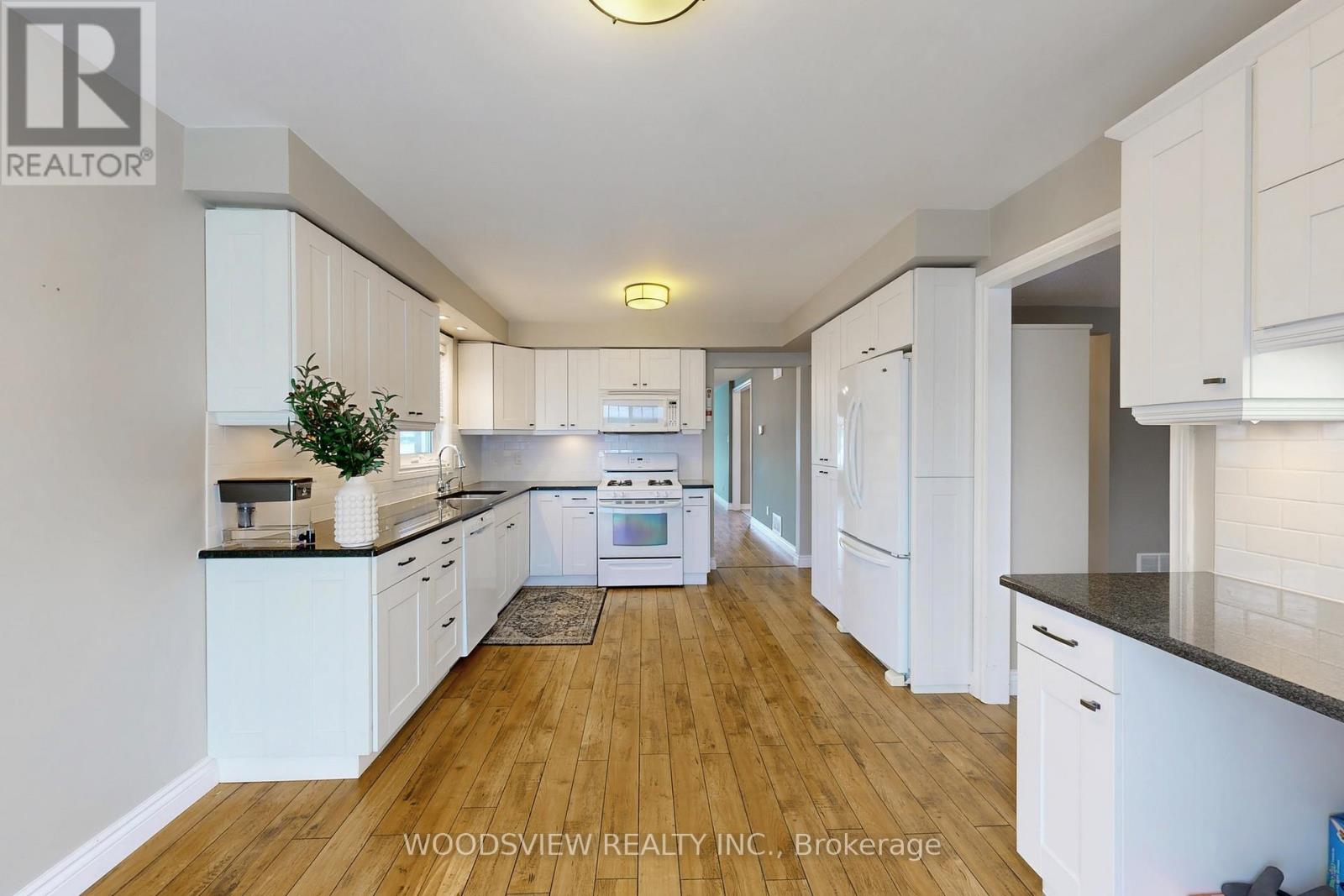 2 Charles Court, Barrie, Ontario  L4N 6S8 - Photo 14 - S12640784