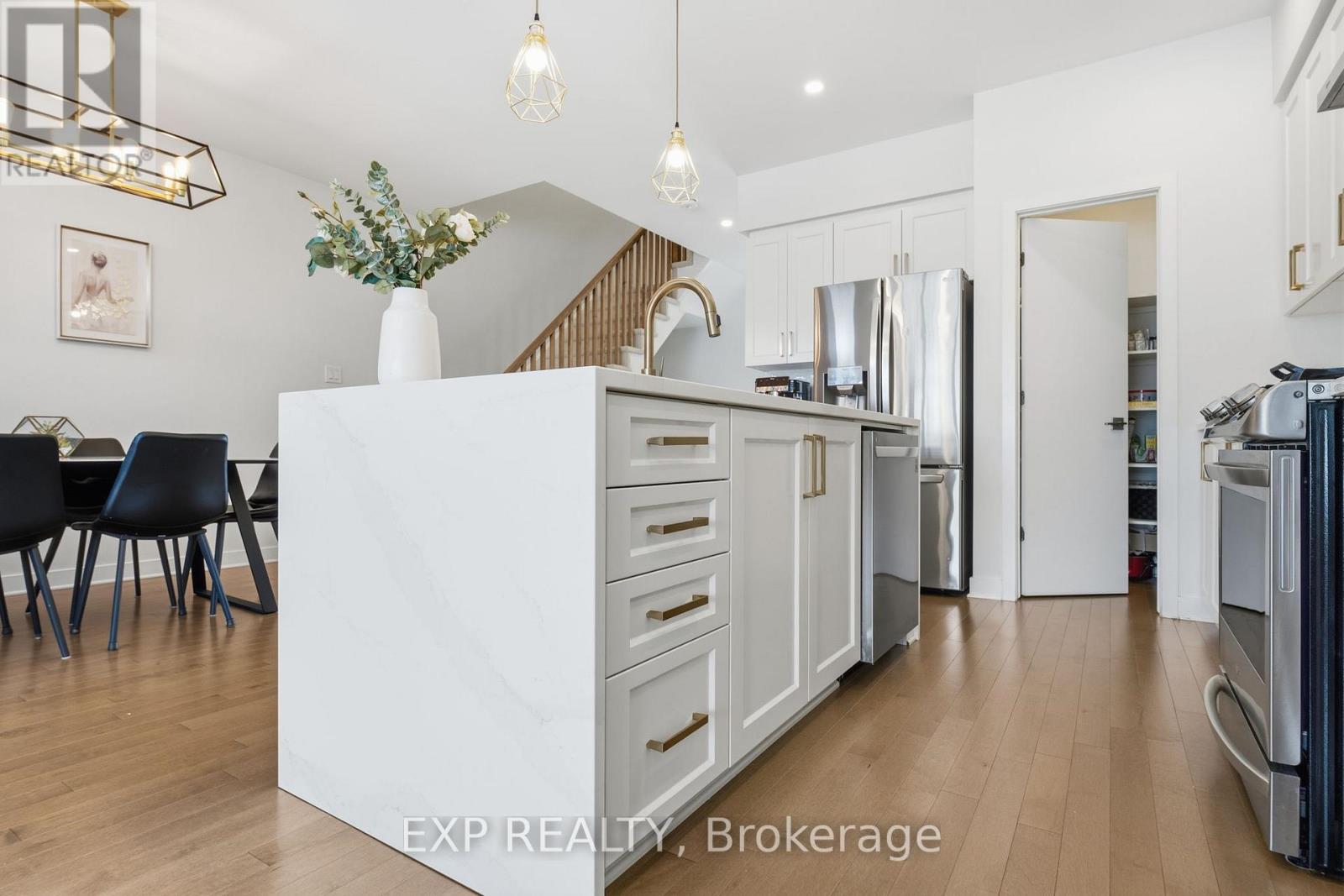 687 Capricorn Circle, Ottawa, Ontario  K4M 0J5 - Photo 14 - X12640856