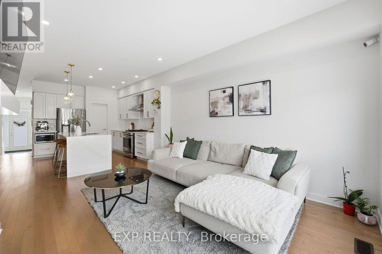 687 Capricorn Circle, Ottawa, Ontario  K4M 0J5 - Photo 18 - X12640856