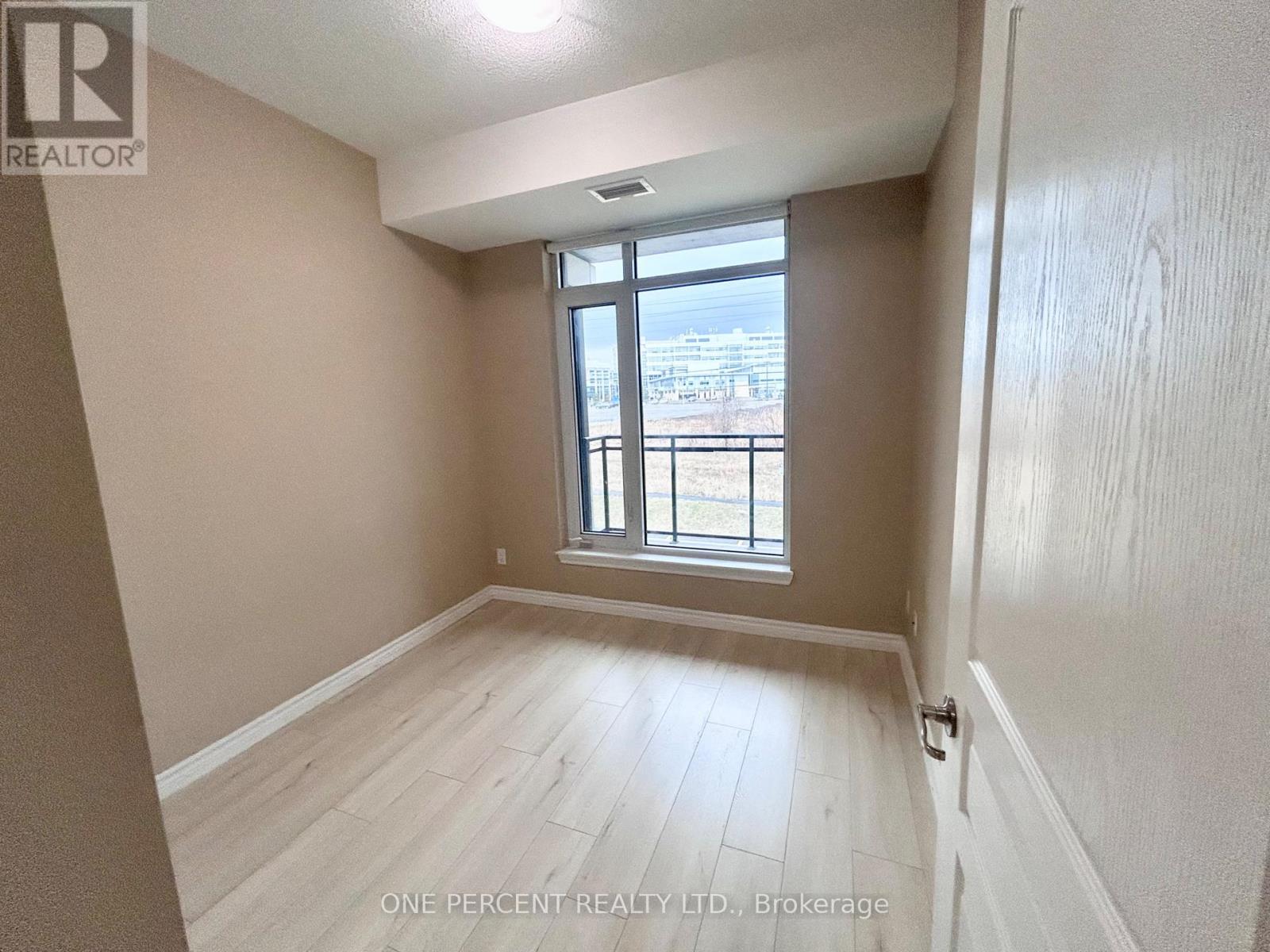 201 - 100 Roger Guindon Avenue, Ottawa, Ontario  K1G 3Z7 - Photo 20 - X12640970