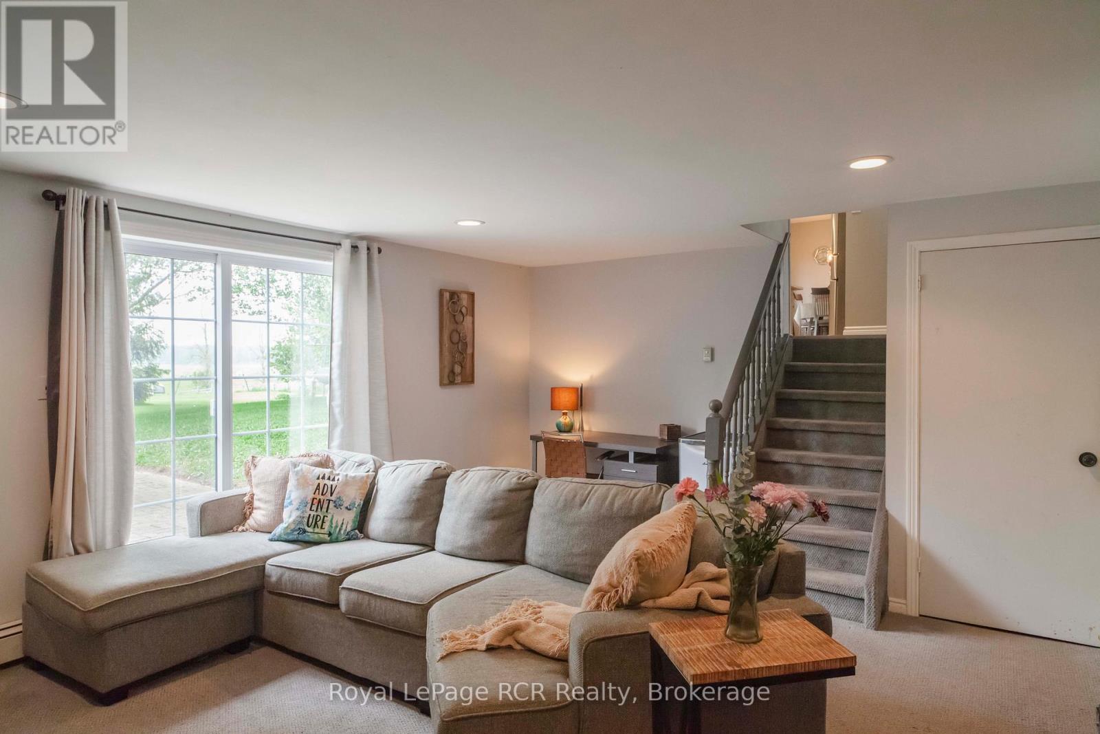 202122 21 Highway, Georgian Bluffs, Ontario N4K 5N7 - Photo 24 - X12640840