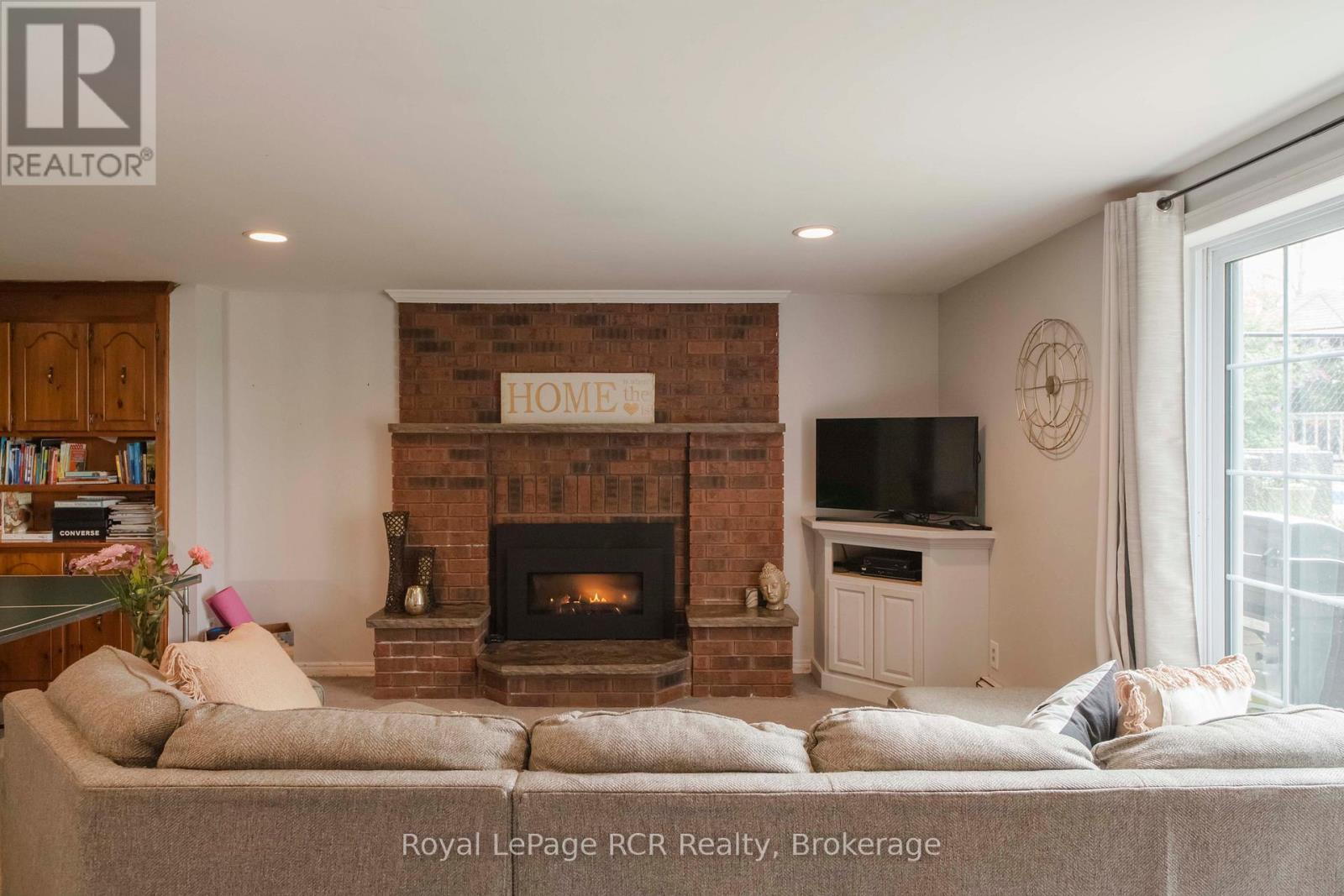 202122 21 Highway, Georgian Bluffs, Ontario N4K 5N7 - Photo 26 - X12640840