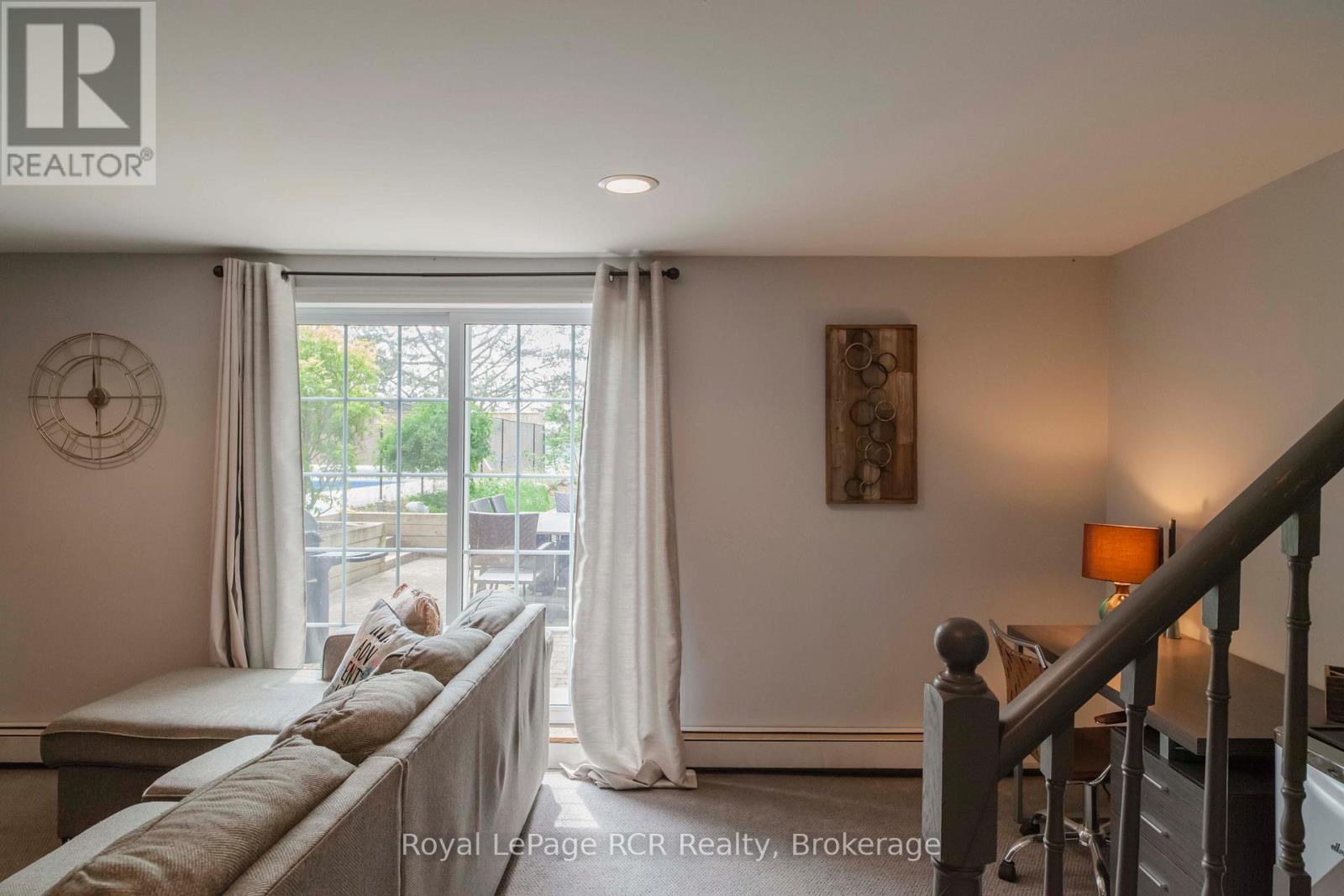 202122 21 Highway, Georgian Bluffs, Ontario N4K 5N7 - Photo 27 - X12640840