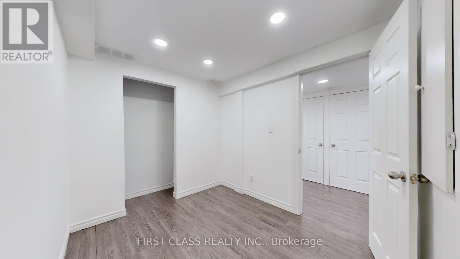 2231 Shipwright Road, Oakville (Ga Glen Abbey), Ontario  L6M 3E2 - Photo 37 - W12640758