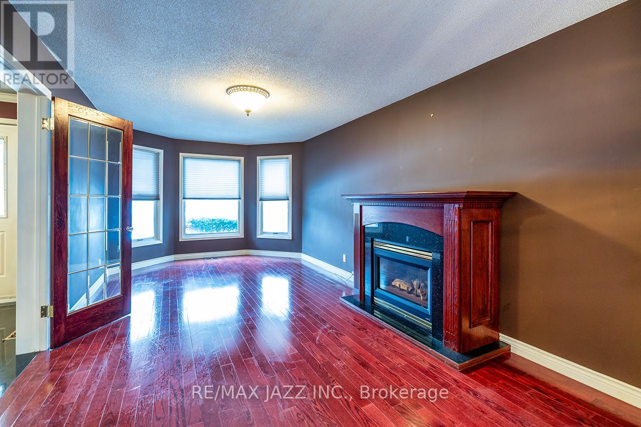 1002 Riverview Crescent, Pickering (Rougemount), Ontario  L1V 4M5 - Photo 18 - E12640894