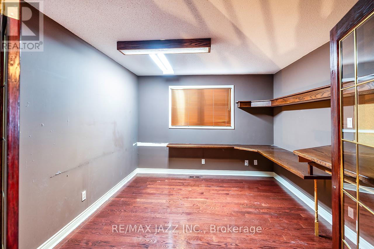 1002 Riverview Crescent, Pickering (Rougemount), Ontario  L1V 4M5 - Photo 21 - E12640894