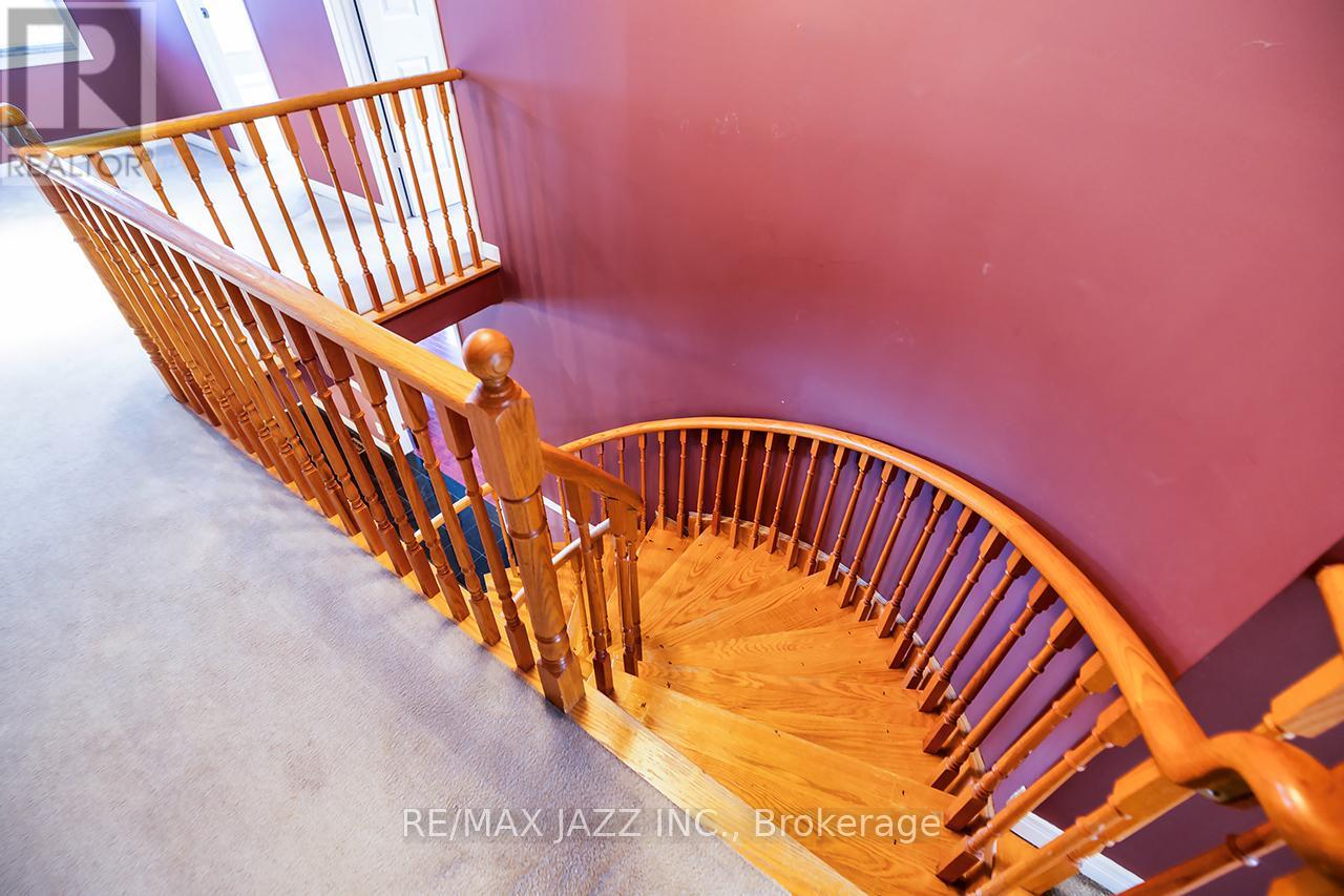 1002 Riverview Crescent, Pickering (Rougemount), Ontario  L1V 4M5 - Photo 22 - E12640894