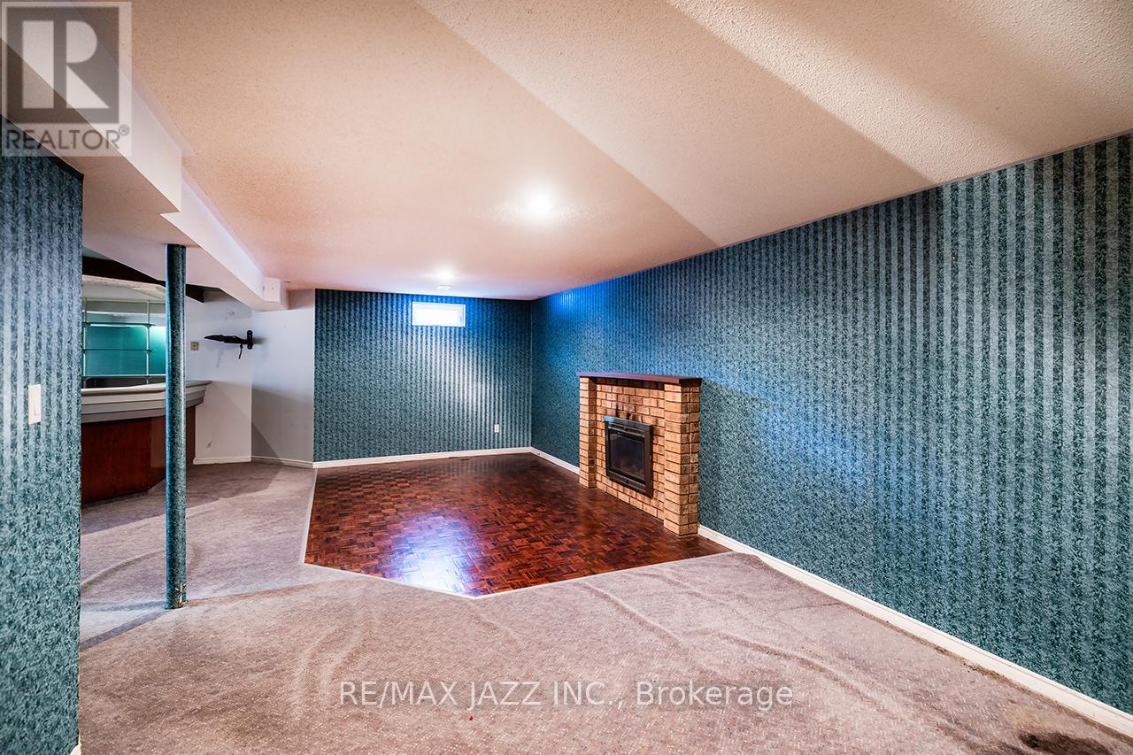 1002 Riverview Crescent, Pickering (Rougemount), Ontario  L1V 4M5 - Photo 36 - E12640894