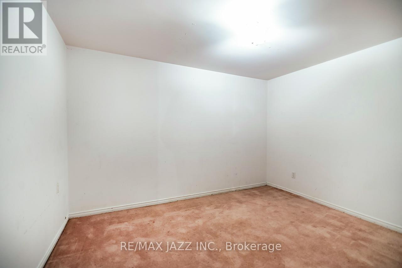 1002 Riverview Crescent, Pickering (Rougemount), Ontario  L1V 4M5 - Photo 39 - E12640894