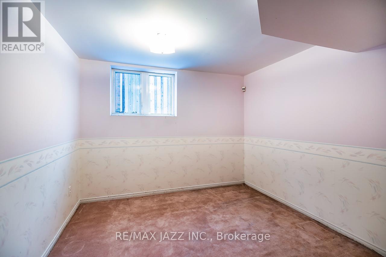 1002 Riverview Crescent, Pickering (Rougemount), Ontario  L1V 4M5 - Photo 40 - E12640894