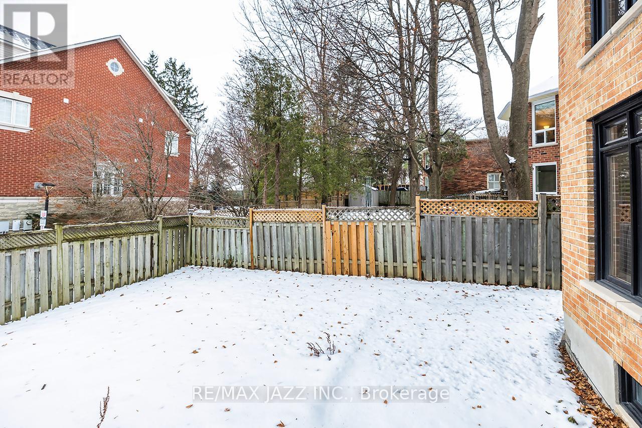 1002 Riverview Crescent, Pickering (Rougemount), Ontario  L1V 4M5 - Photo 45 - E12640894