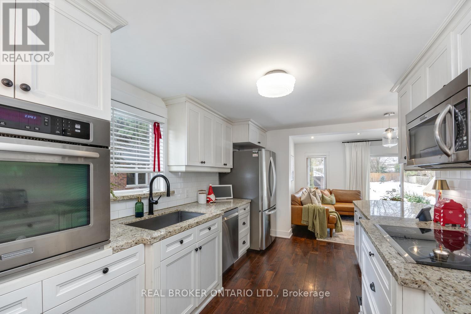 216 Liberty Street N, Clarington (Bowmanville), Ontario  L1C 2M8 - Photo 13 - E12641000