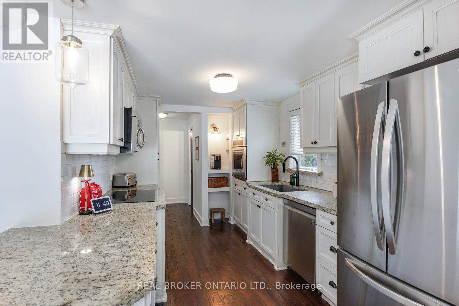 216 Liberty Street N, Clarington (Bowmanville), Ontario  L1C 2M8 - Photo 15 - E12641000