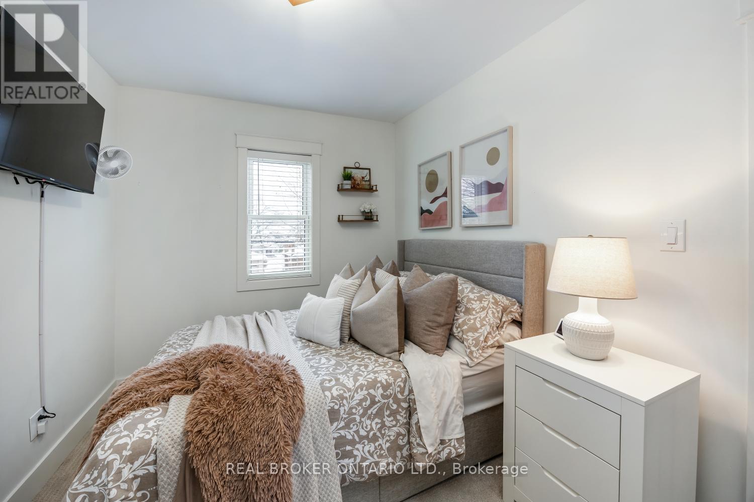 216 Liberty Street N, Clarington (Bowmanville), Ontario  L1C 2M8 - Photo 23 - E12641000