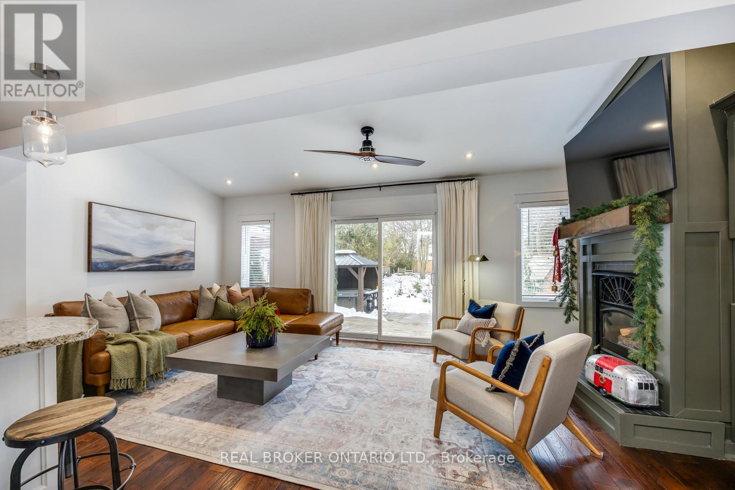 216 Liberty Street N, Clarington (Bowmanville), Ontario  L1C 2M8 - Photo 8 - E12641000