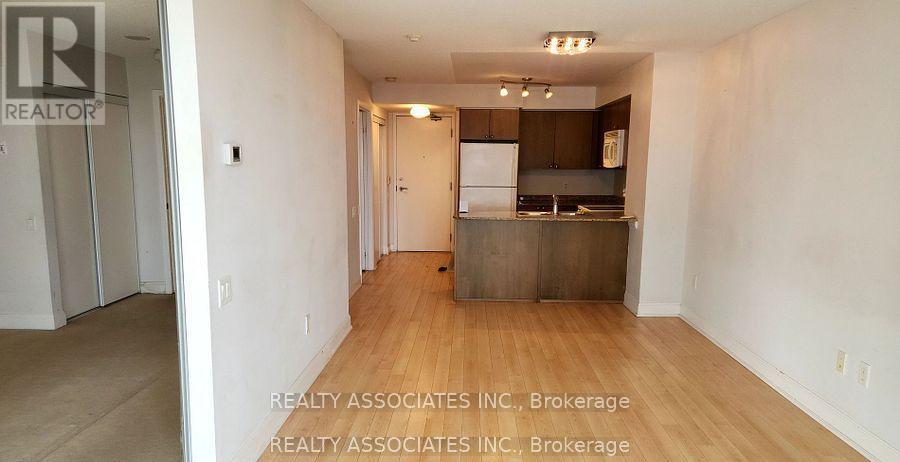 2704 - 2191 Yonge Street, Toronto, Ontario  M4S 2B1 - Photo 7 - C12572388