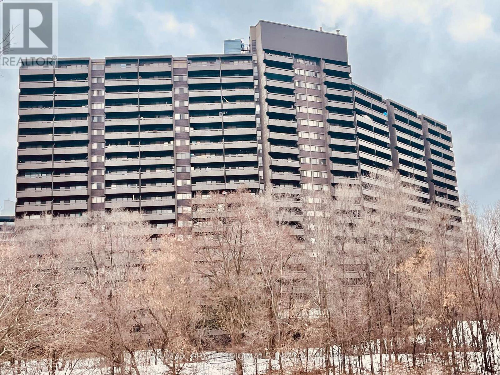 907 - 11 WINCOTT DRIVE, Toronto, Ontario