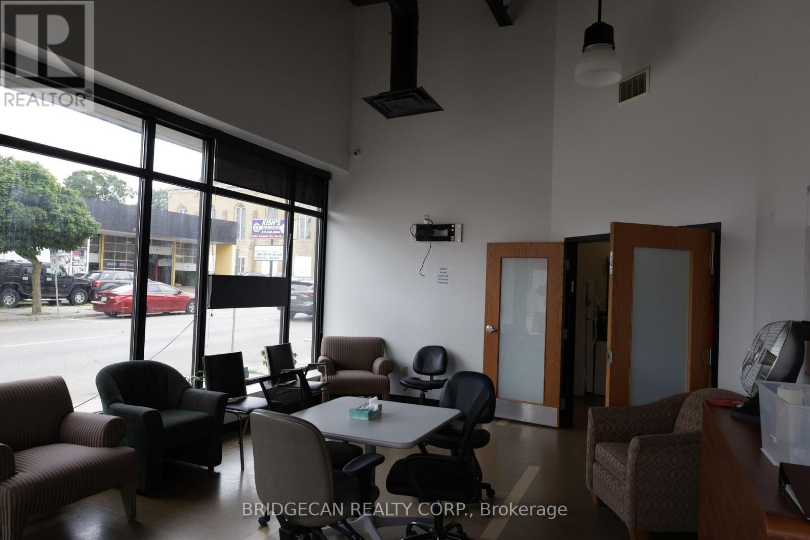 347 Colborne Street, Brantford, Ontario  N3S 3N2 - Photo 17 - X12634888