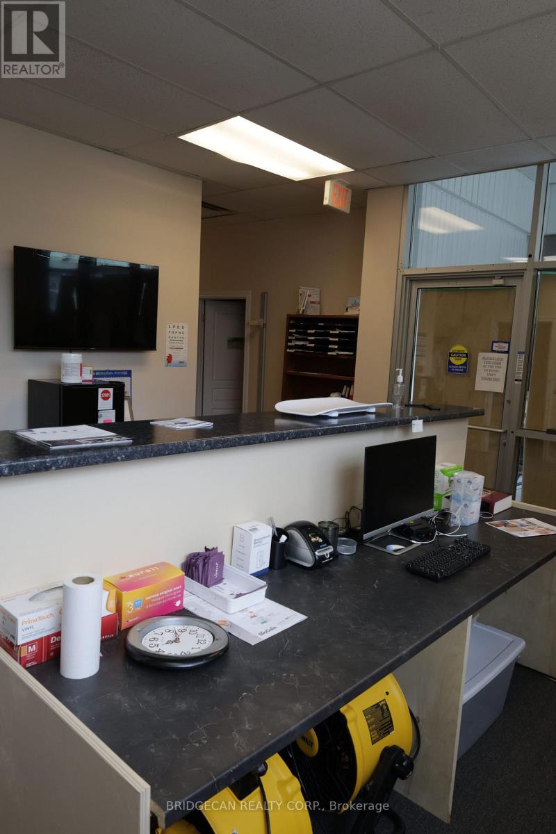 347 Colborne Street, Brantford, Ontario  N3S 3N2 - Photo 20 - X12634888