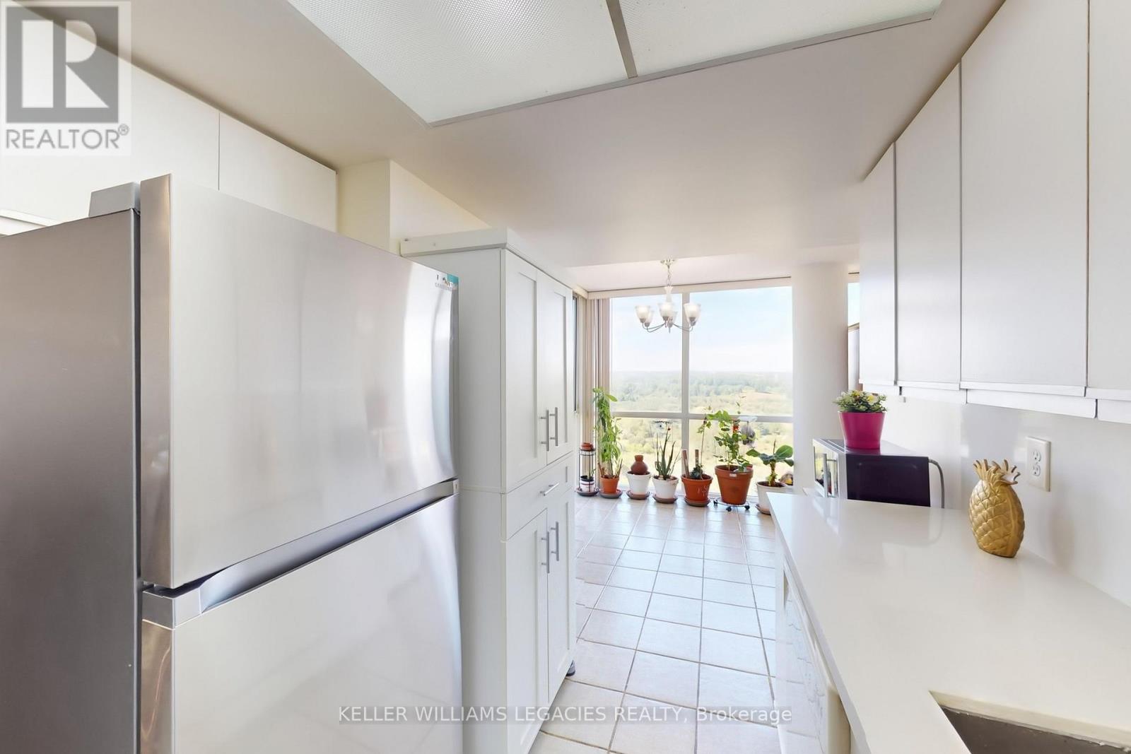 1603 - 10 Markbrook Lane, Toronto, Ontario  M9V 5E3 - Photo 15 - W12445507