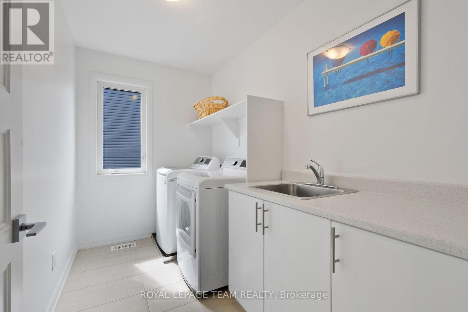 240 Boyd Street, Carleton Place, Ontario  K7C 0H3 - Photo 23 - X12443494