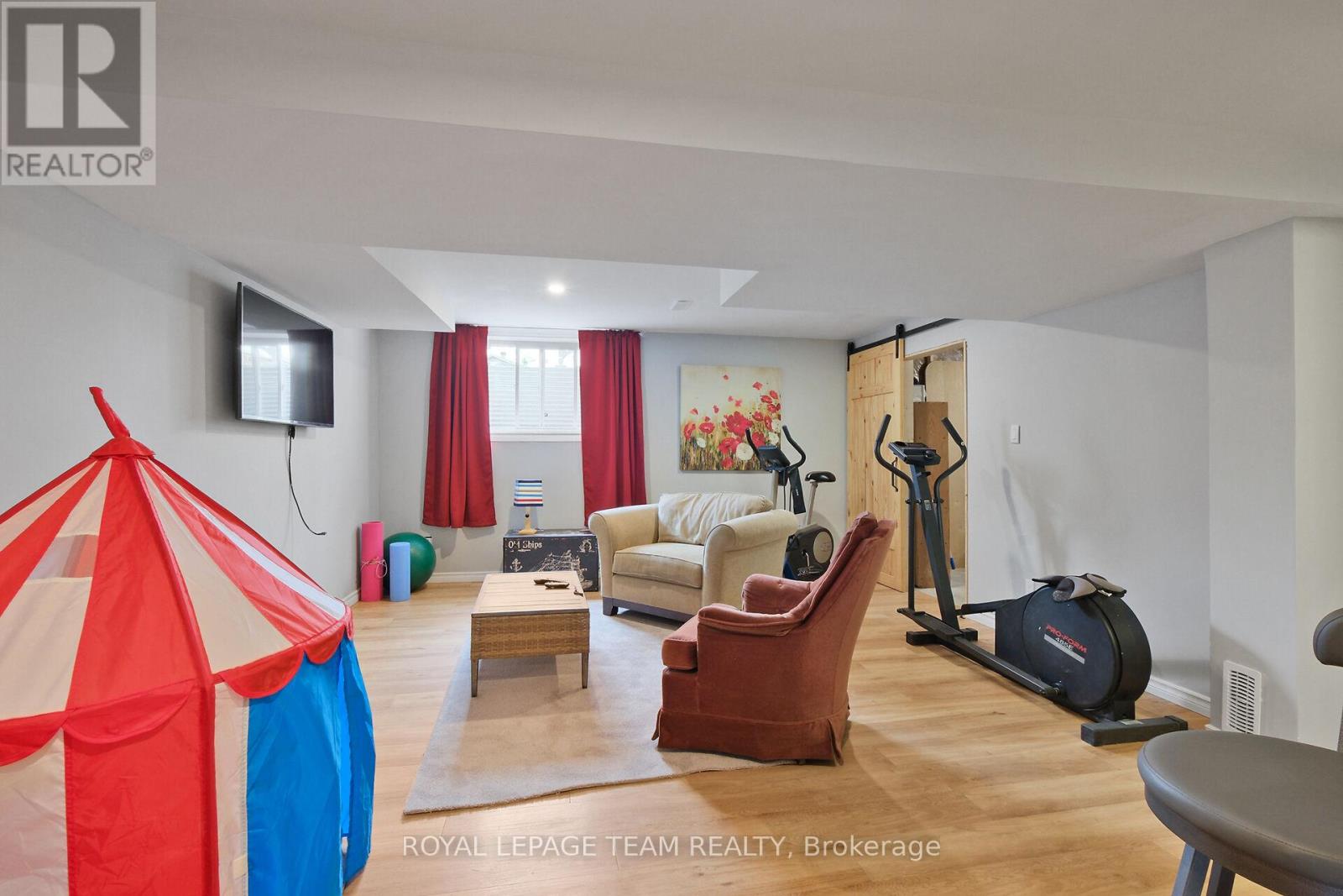 240 Boyd Street, Carleton Place, Ontario  K7C 0H3 - Photo 35 - X12443494