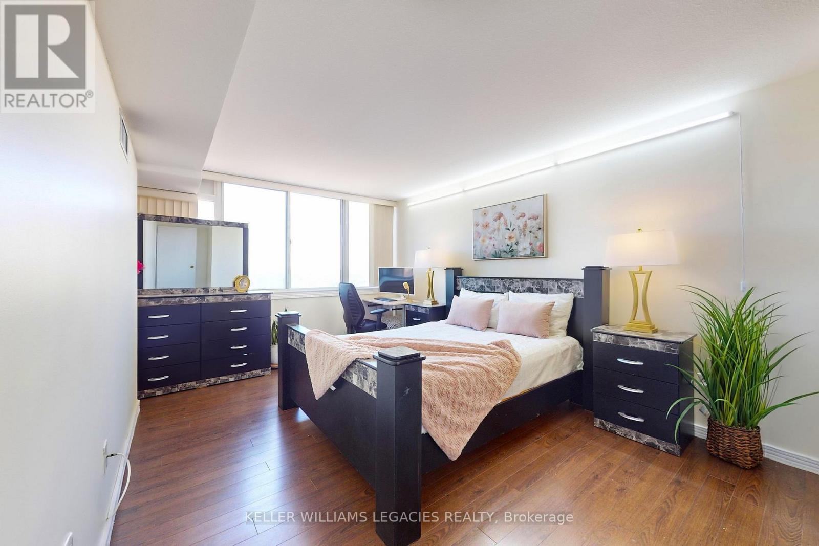 1603 - 10 Markbrook Lane, Toronto, Ontario  M9V 5E3 - Photo 21 - W12445507