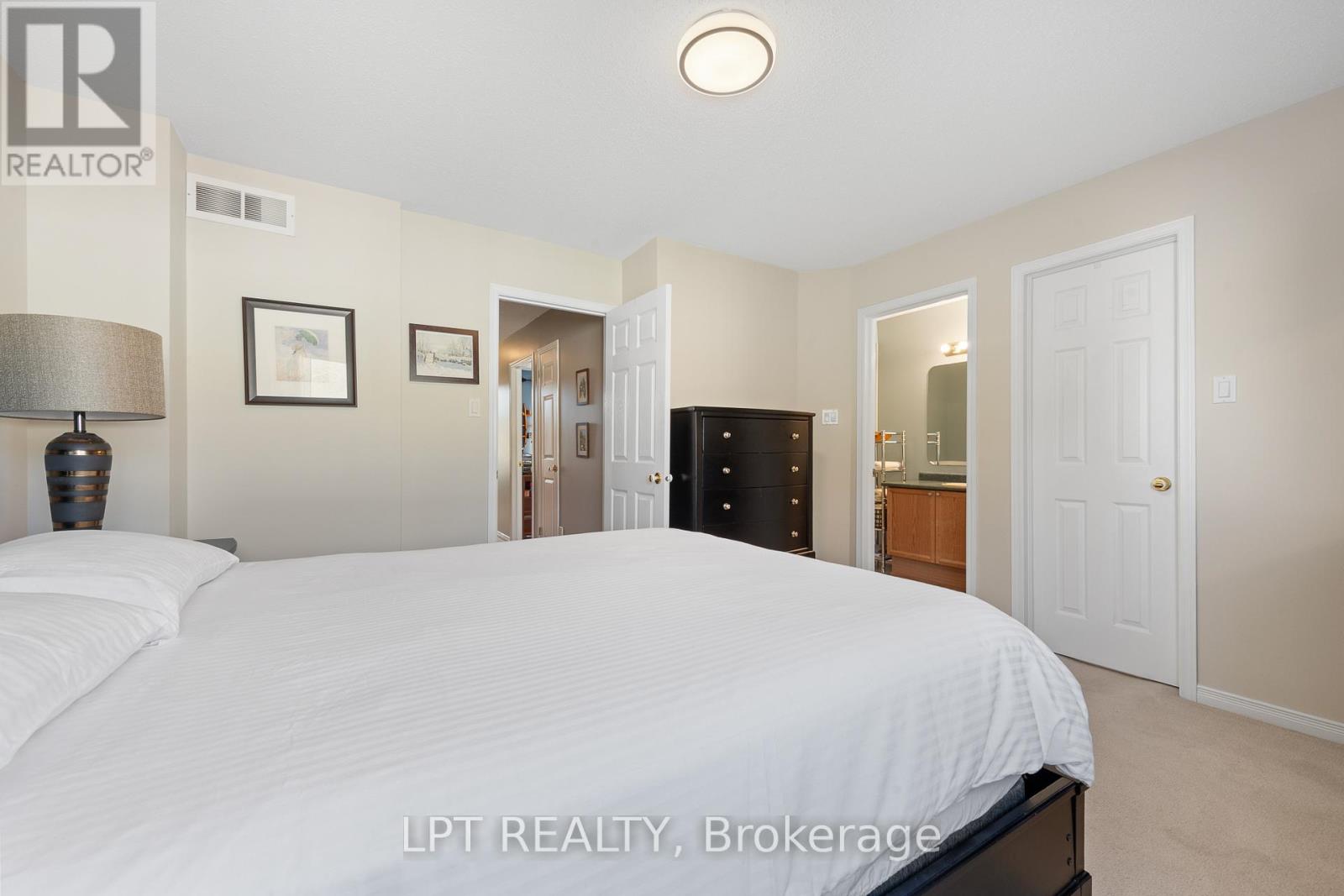 16 Calaveras Avenue, Ottawa, Ontario  K2J 4Z8 - Photo 24 - X12462454