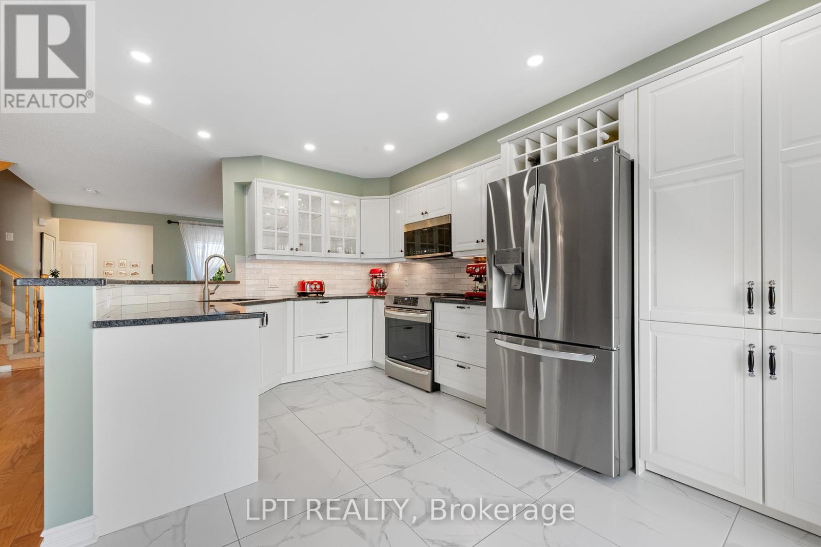 16 Calaveras Avenue, Ottawa, Ontario  K2J 4Z8 - Photo 13 - X12462454