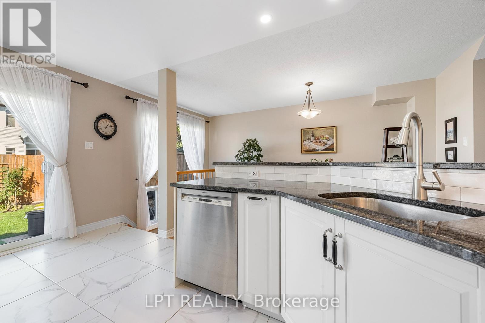 16 Calaveras Avenue, Ottawa, Ontario  K2J 4Z8 - Photo 17 - X12462454