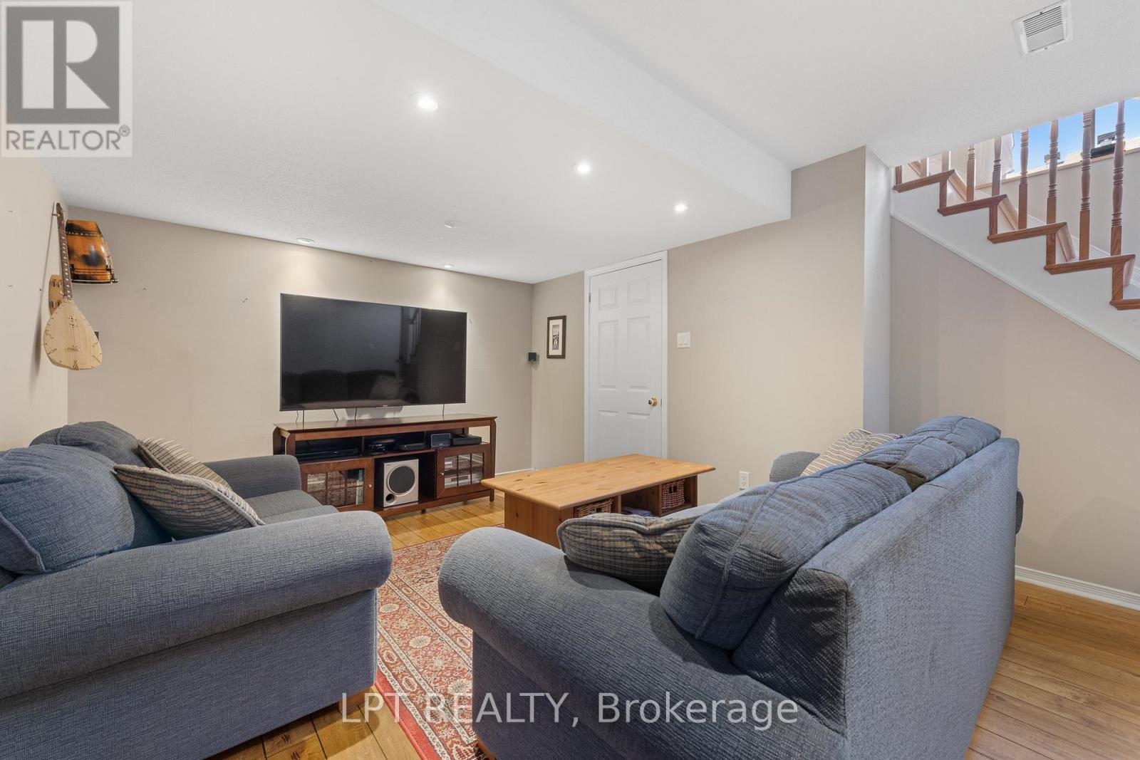 16 Calaveras Avenue, Ottawa, Ontario  K2J 4Z8 - Photo 36 - X12462454