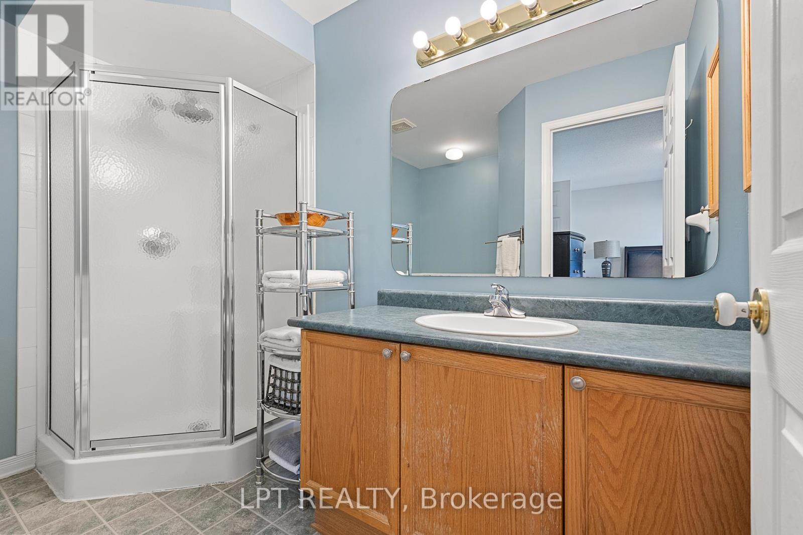 16 Calaveras Avenue, Ottawa, Ontario  K2J 4Z8 - Photo 25 - X12462454