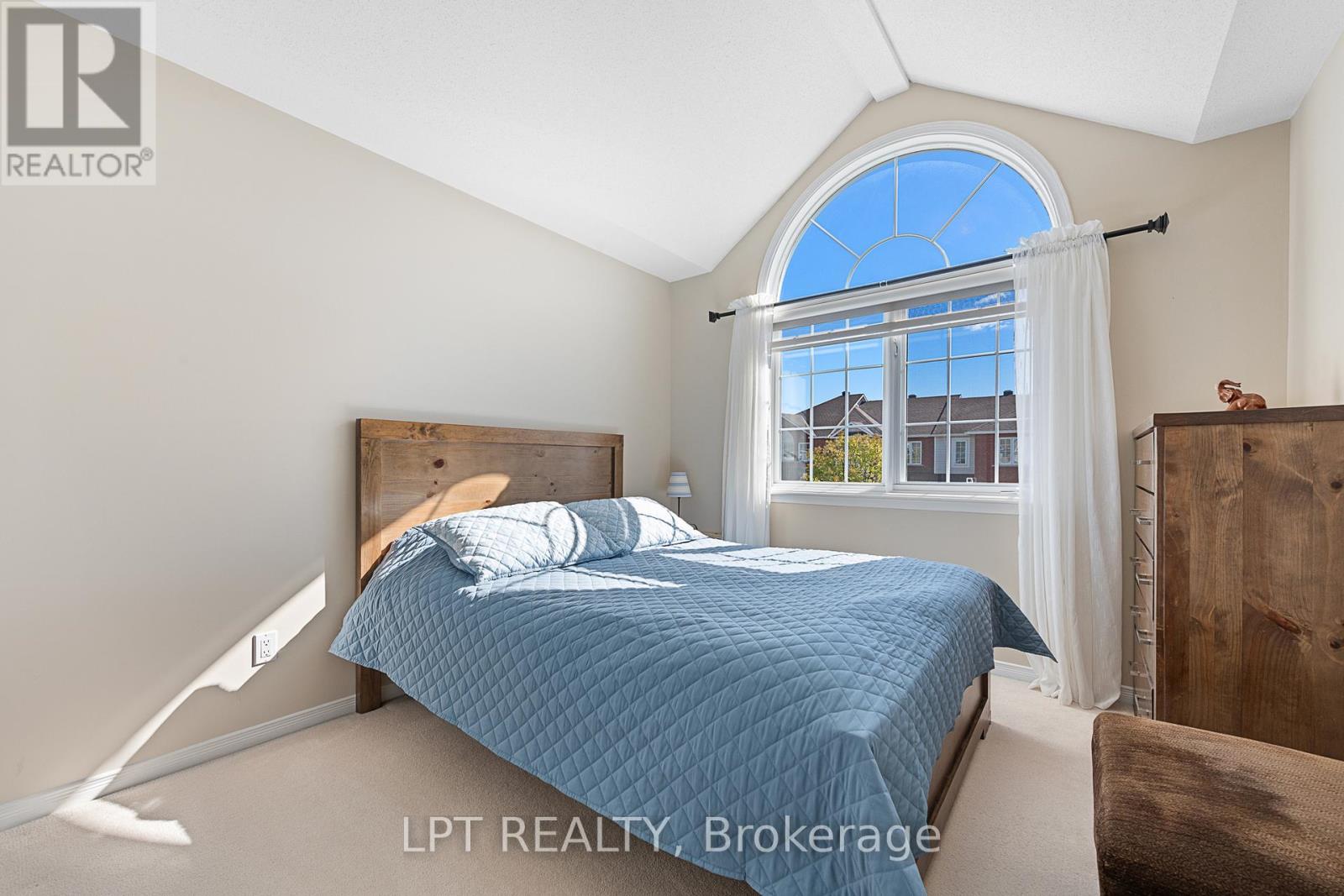 16 Calaveras Avenue, Ottawa, Ontario  K2J 4Z8 - Photo 28 - X12462454