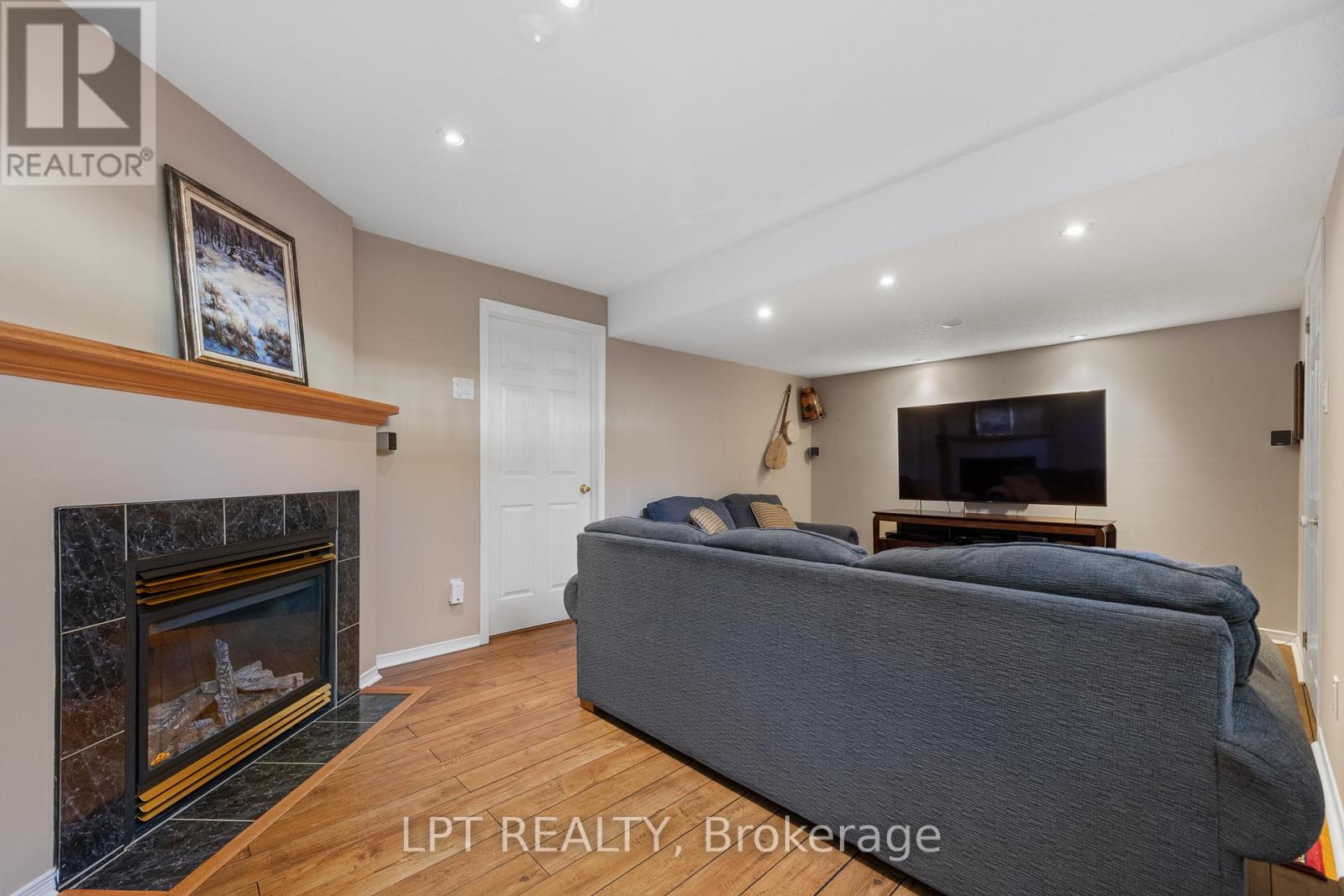 16 Calaveras Avenue, Ottawa, Ontario  K2J 4Z8 - Photo 35 - X12462454